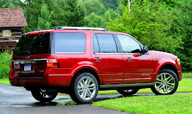 2015 Ford Expedition side view