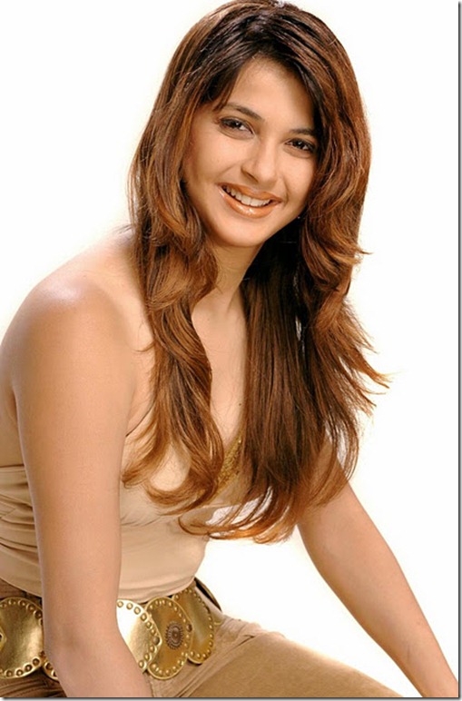 ACTRESS NICOLE LATEST PHOTOS hot photos