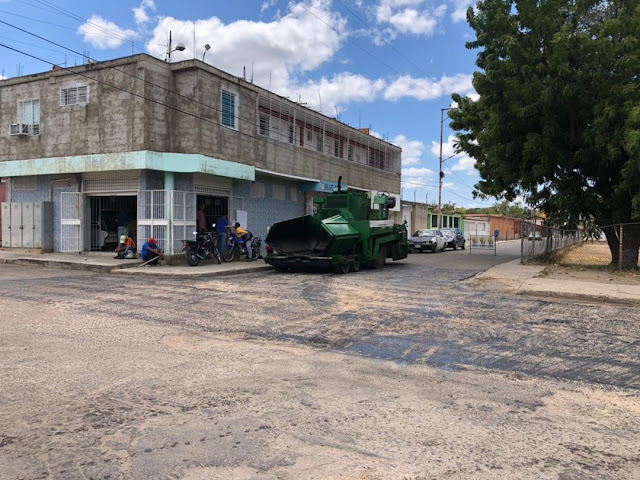 PLAN DE ASFALTO SOBRE CARORA SE TRASLADA A LA AVE. CRISTO REY