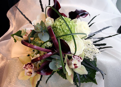 Contemporary wedding flowers