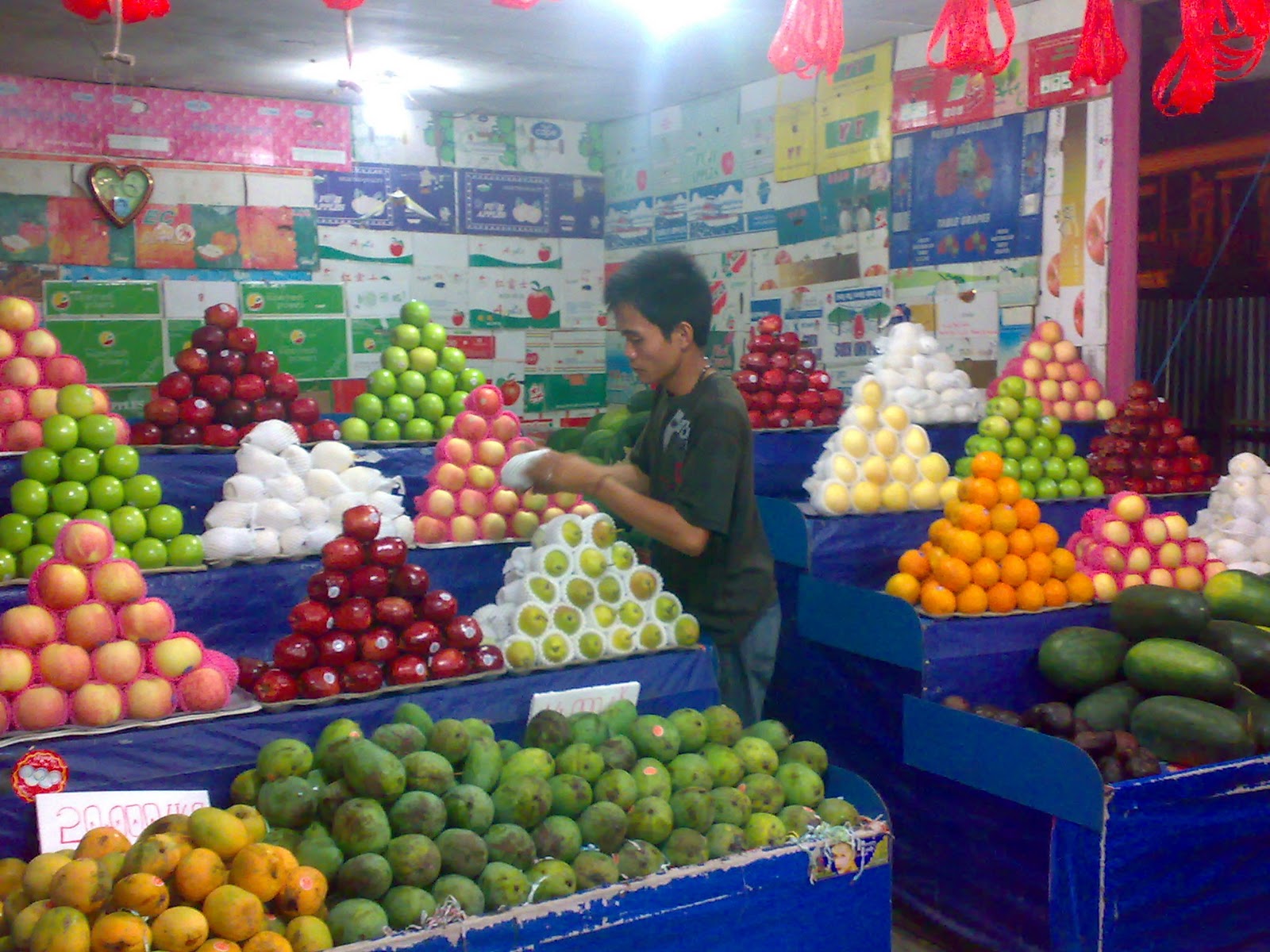 Fruit shop TOKO BUAH  FRESH