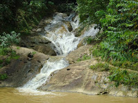 Tempat Wisata Air Terjun Pinang Seribu di Samarinda