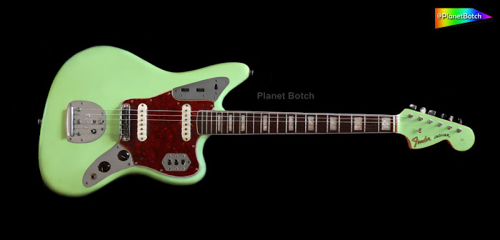Fender Jaguar in Surf Green