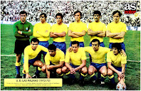 U. D. LAS PALMAS - Las Palmas de Gran Canaria, España - Temporada 1972-73 - Cervantes, Martín II, Hernández, Estévez, Páez y Castellano; Pepe Juan, Justo Gilberto, Fernández, Germán y León - Las Palmas fue 11º en la Liga de 1ª División, con Pierre Sinibaldi de entrenador