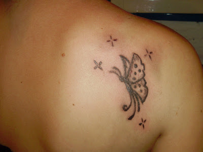 tattoos de estrellas. 2010 Tattoo simbolos. tattoo