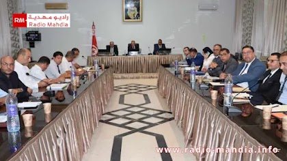 المهدية : جلسة عمل حول متابعة إنجاز المشاريع البلدية