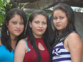 hermanas de Arequipa con los ojos verdes
