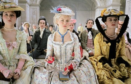 14yearsold Marie Antoinette Kirsten Dunst She is beautiful charming 