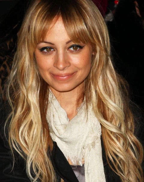 nicole richie long blonde hair. Nicole Richie's long elegant blonde ponytail 