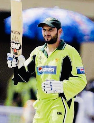 Shahid Afridi Fastest Century Against India and on 37 balls against Sri Lanka