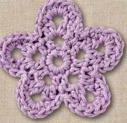 http://translate.googleusercontent.com/translate_c?depth=1&hl=es&rurl=translate.google.es&sl=en&tl=es&u=http://www.simplycrochetmag.co.uk/2013/07/03/free-pattern-beautiful-blooms/&usg=ALkJrhiFhvQ3dIE6uZ2X59XmKCsoEi6Szg