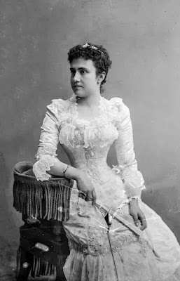 Amalia Puga de Losada,Mujeres escritoras de los siglos XIX-XX,Derechos  reservados,Escritoras peruanas,