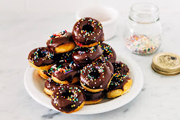 mini funfetti donuts