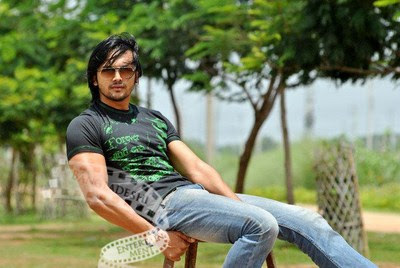 bangladeshi model and film actor Arefin Shuvo