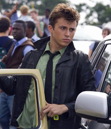 Kenny-Wormald-as-Ren-McCormack-in-Footloose