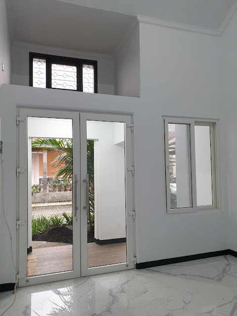 Pintu dan Jendela uPVC Warna Putih