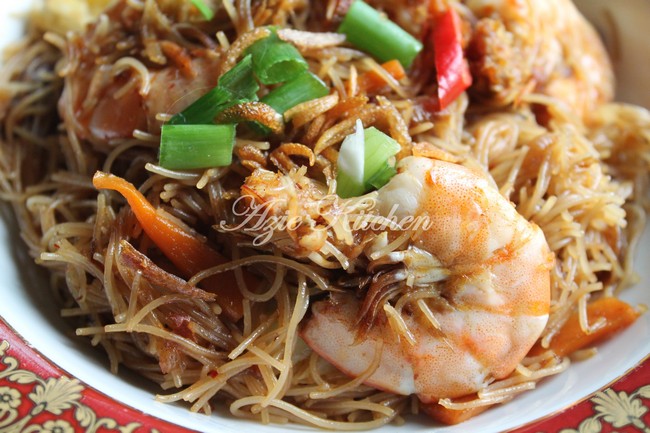 Mee Hoon Goreng Sedap Lagi - Azie Kitchen