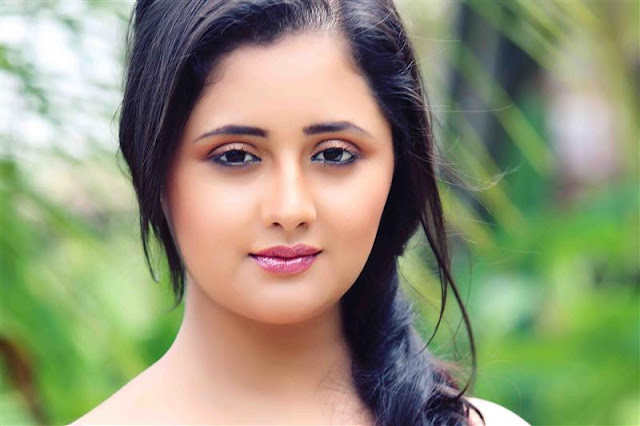 Rashmi Desai Wallpapers