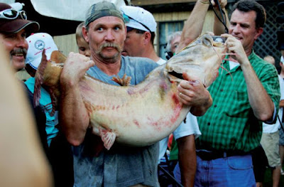 Okie Noodling Tournament Seen On www.coolpicturegallery.net