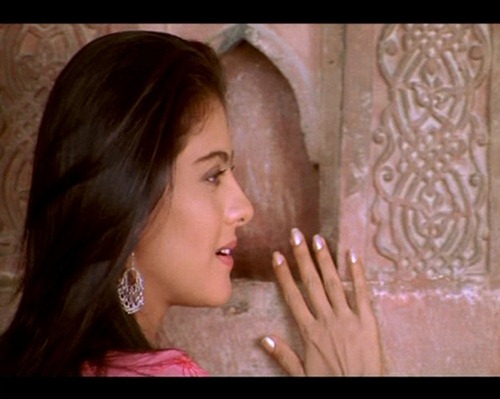 Actress Kajol in Saree Pictures