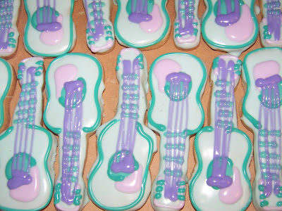 Guitar Bedding Theme on Made Guitar Butter Cookies For Favors That Matched