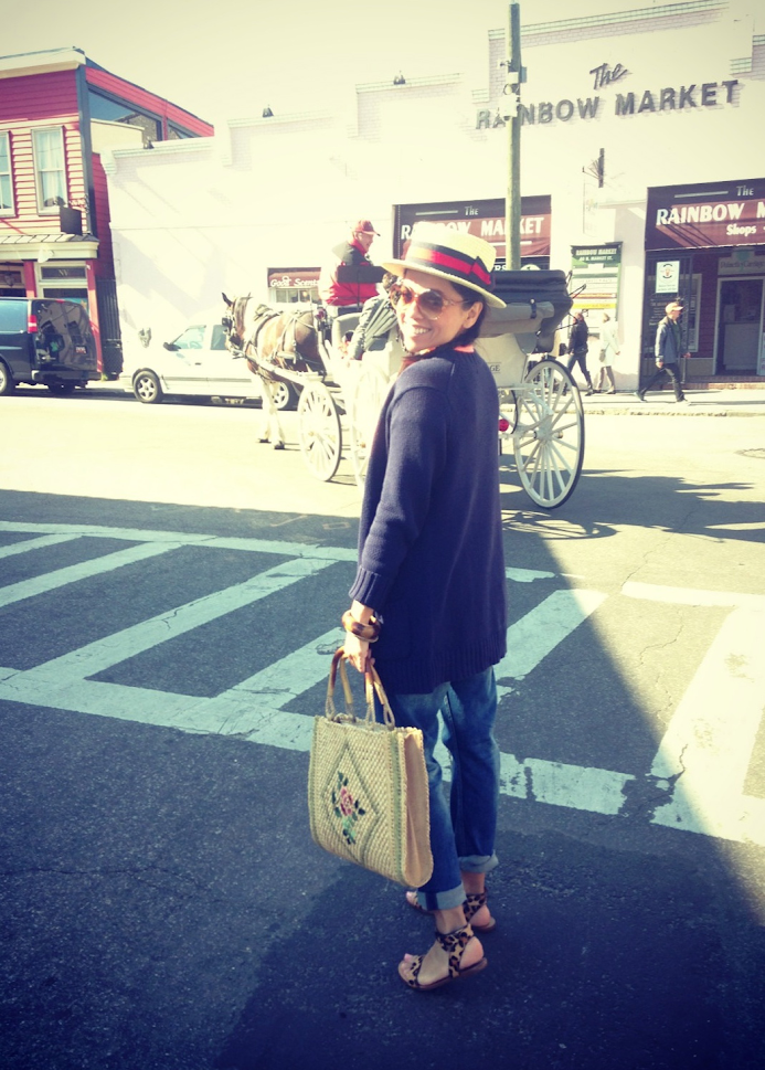 BOATER HAT STREET LOOK