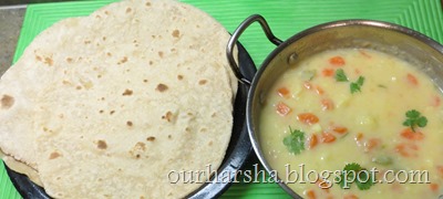 chapathi and potato carrot curry (2)