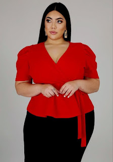 cómo combinar rojo y negro siendo plus size