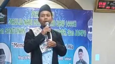 Foto: Salah satu penceramah Maulid Nabi di Musolla Al Jamiah, Kelapa Dua, Depok