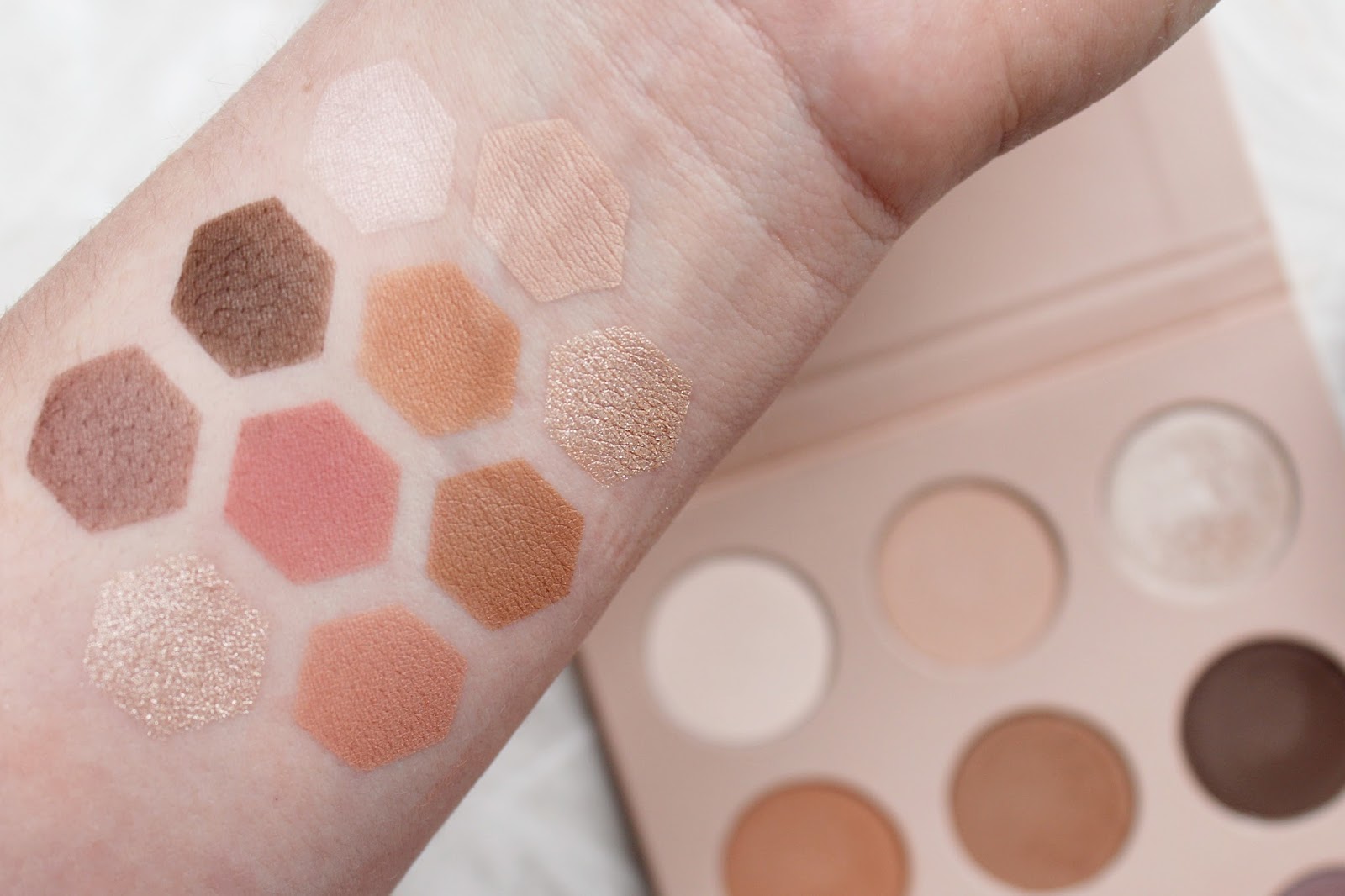 Primark Ps... Nudes Eyeshadow Palette Review (£4!) 