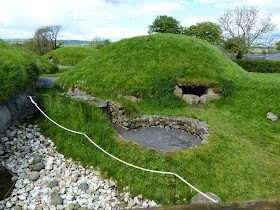 Tombe Néolithique de Knowth Irlande