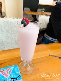 Milkshake im Café Emil und Lieschen im Freilichtmuseum Molfsee (Ostsee)