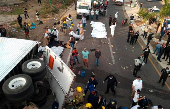 Confirman que cinco dominicanos iban en camión accidentado en México