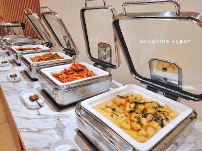 Bufet Makan Malam Antarabangsa Menampilkan Bufet Fusion Japanese Antipasto di Restoran Royale Songket Mardhiyyah Hotel & Suites