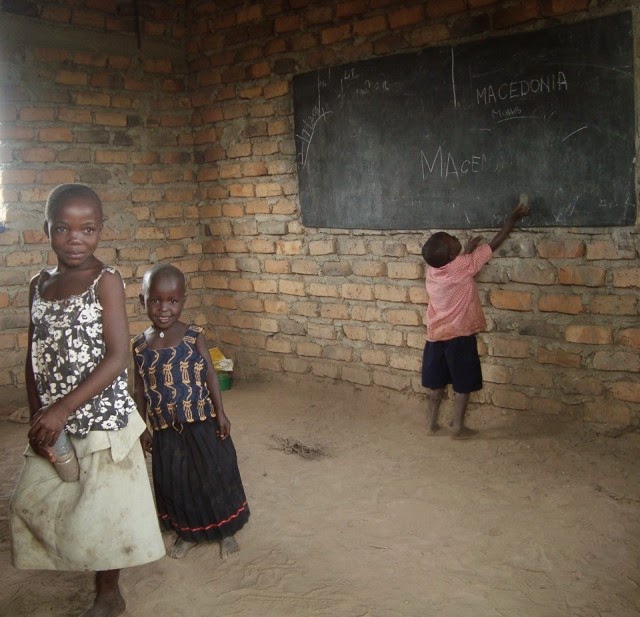 Was lernen Schüler in Uganda?