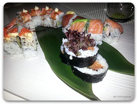 tabla de sushi variada, compuesta por Maki arcoiris, maki doble langostino, maki pez mantequilla tempurizado y maki de atún picante - tastem restaurante japonés valencia 3