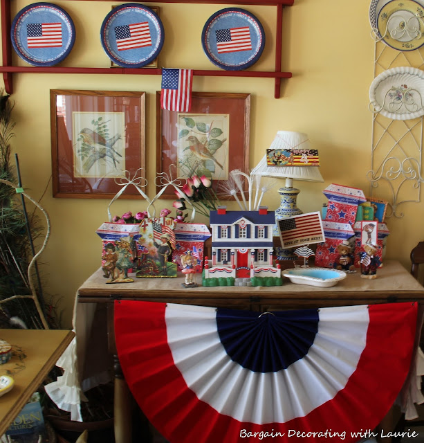 Red White & Blue Vignettes-Bargain Decorating with Laurie