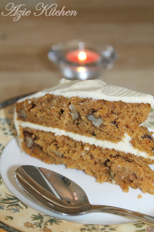 Moist Carrot Cake - Azie Kitchen