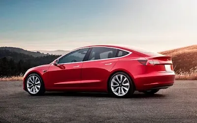 اصبحت  Tesla Model Y السيارة الاكثر مبيعا في ألمانيا و تتفوق على Volkswagen Golf
