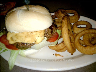 Deluxe Cheeseburger with Onion Rings