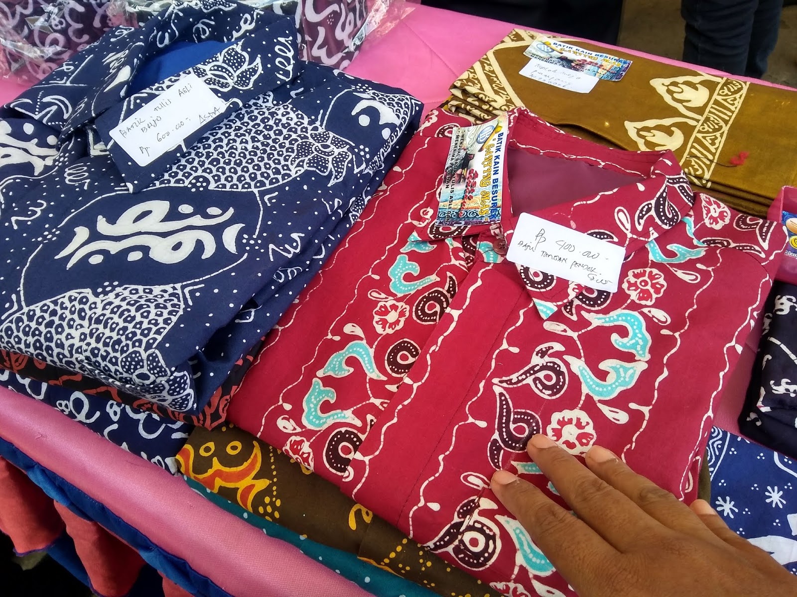 Jilbab Kain Batik  Besurek  Bengkulu Memperkaya Ragam 