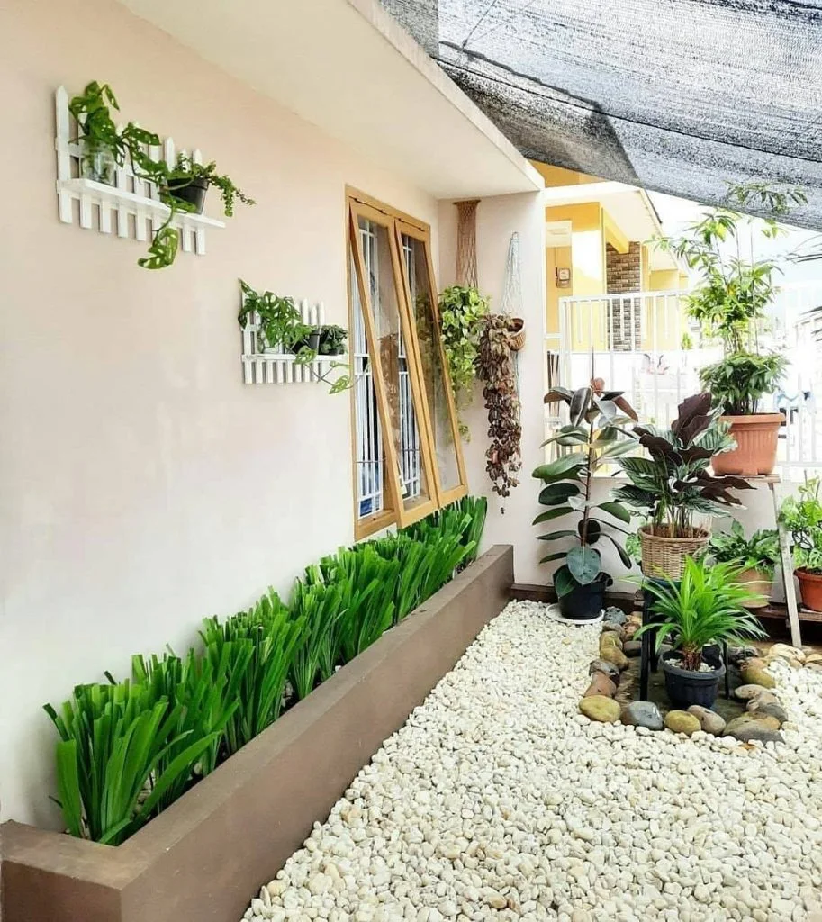 Mungil Tapi Cantik Desain 25 Taman Minimalis Di Teras Depan