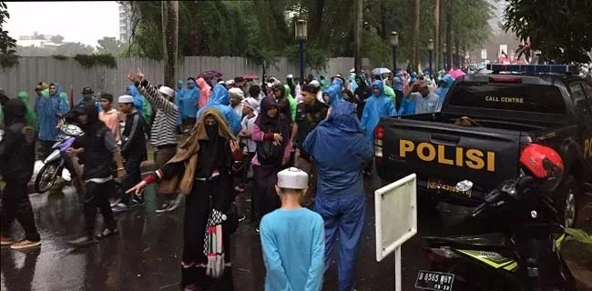 Besok, Umat Muslim Kembali Geruduk Dubes China