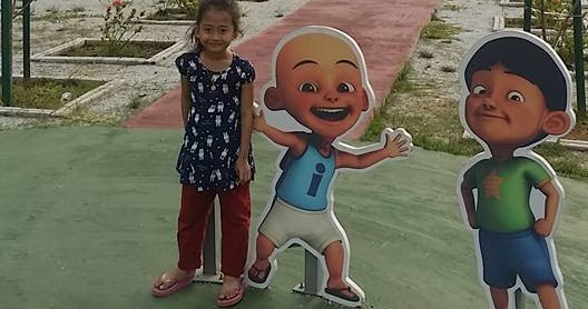 AdArNadzMieLyssa: Allyssa Bersama Upin Ipin & kawan2Nya