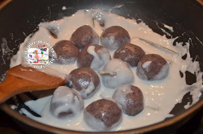 Dapur Mamasya: Kuih Koci Bersantan