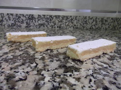 Lemon bars