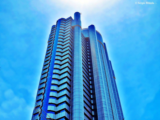 Vista da parte superior do Edifício Plaza Centenário (Robocop) - Cidade Monções - São Paulo