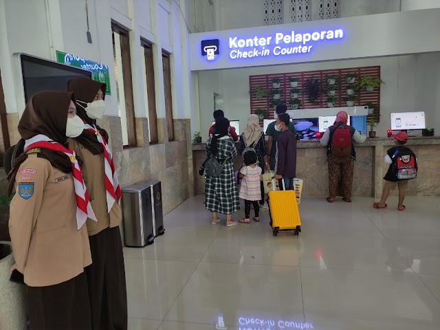 Stasiun Besar Yogyakarta Masih Ramai Pemudik Pantauan dari Rekan Rekan Yang Bertugas