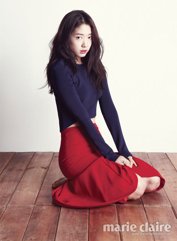 Foto Cantiknya Artis Park Shin Hye