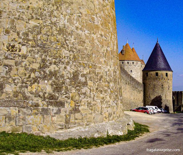 Muralha e torres da Cidade Medieval de Carcassonne, França